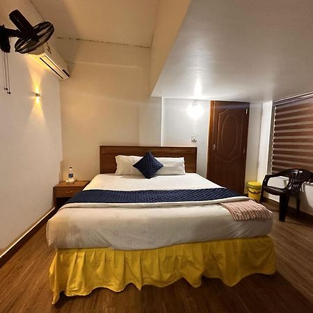 White Shell Beach House 칸누르 외부 사진